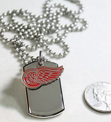 NHL DETROIT RED WINGS STAINLESS STEEL HOCKEY NECKLACE TAG PENDANT - Samstagsandmore