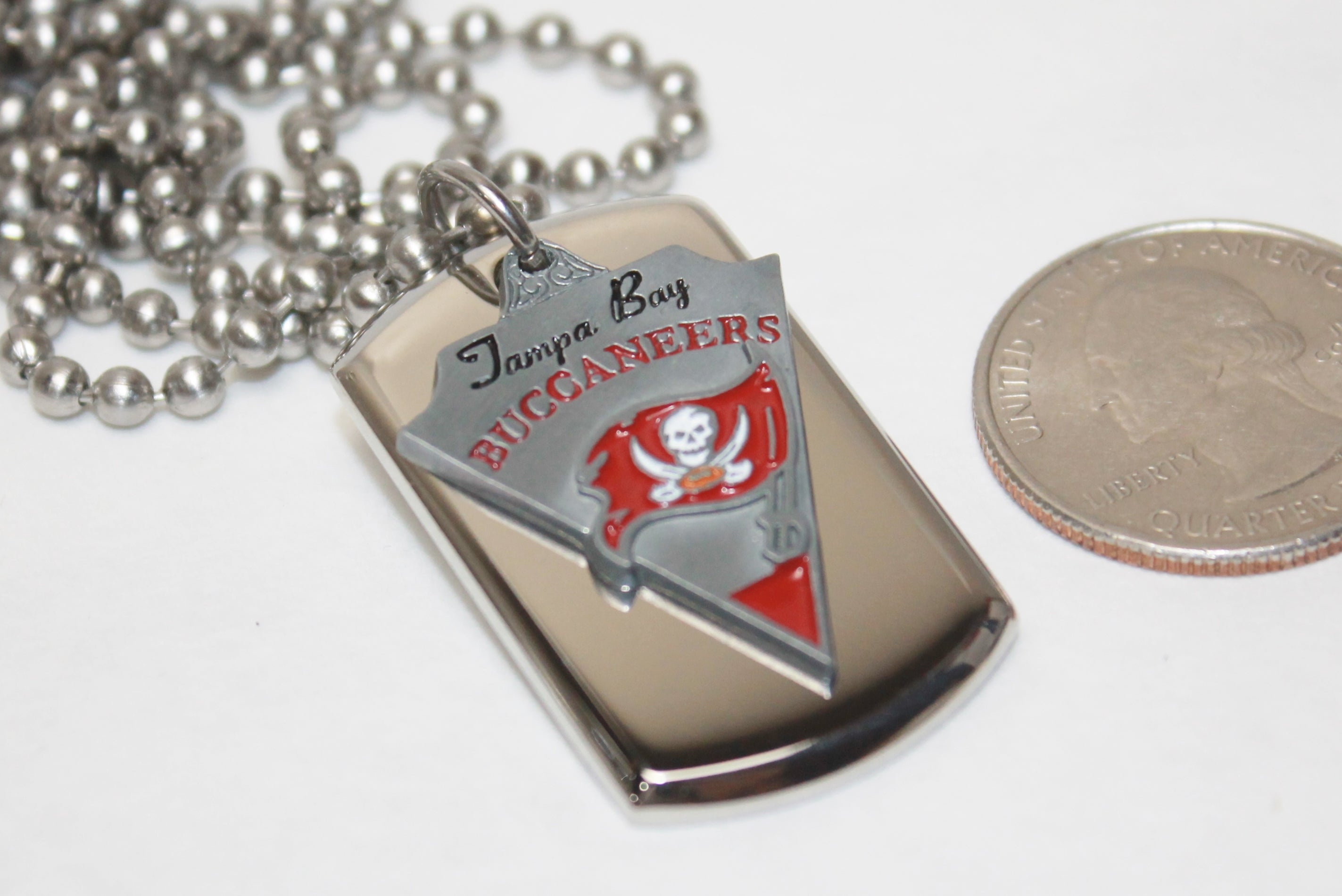 Tampa Bay Buccaneers Bucs NFL STAINLESS STEEL DOG TAG NECKLACE 3D BALL CHAIN - Samstagsandmore