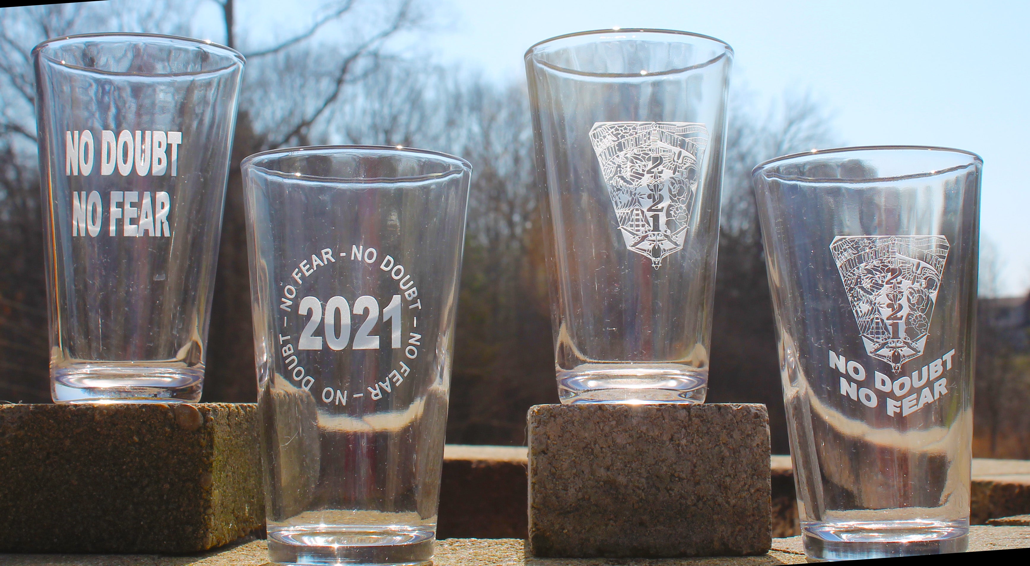 USAFA US Air Force Academy- Set of 4 - 16oz Pint Drink Glasses Custom Sand Carved - Samstagsandmore