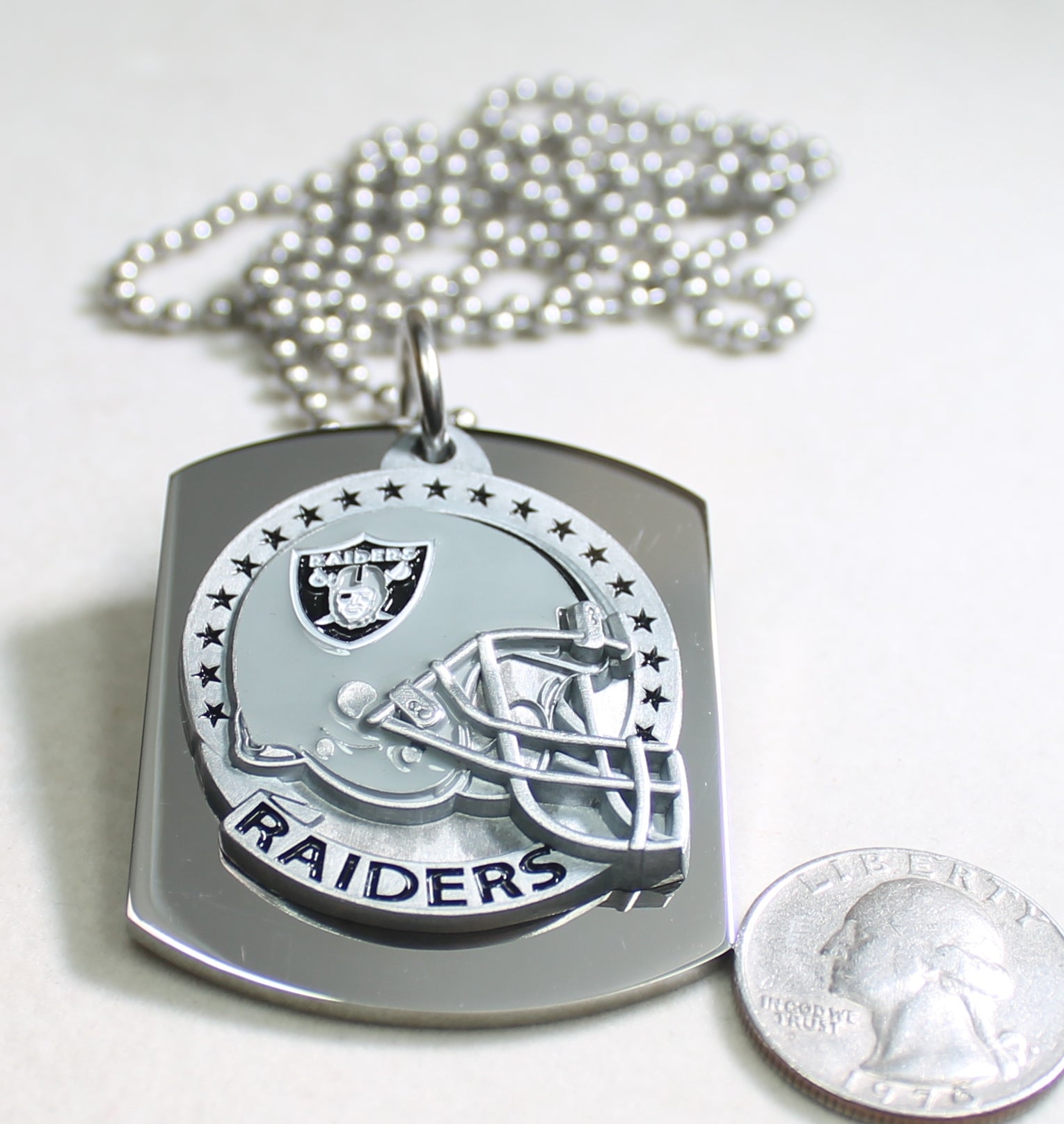 LAS VEGAS RAIDERS NFL X LARGE PENDANT ON THICK STAINLESS STEEL DOG TAG