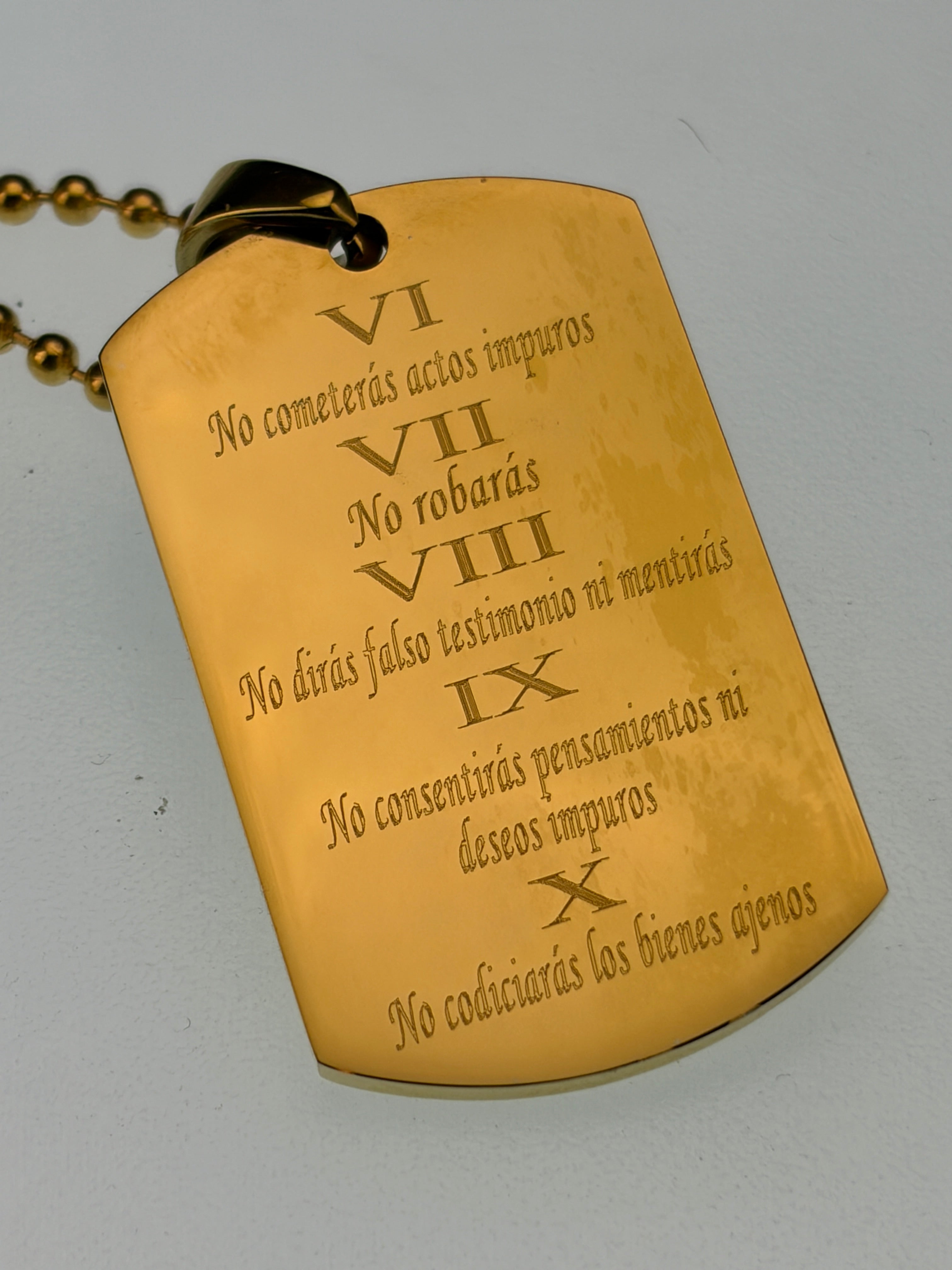 10 MANDAMIENTOS ESPAÑOLES COLLAR DE PLACA DE PERRO ACERO INOXIDABLE RELIGIOSO DE ORO IPG Spanish 10 TEN COMMANDMENTS DOG TAG NECKLACE RELIGIOUS STAINLESS STEEL GOLD IPG
