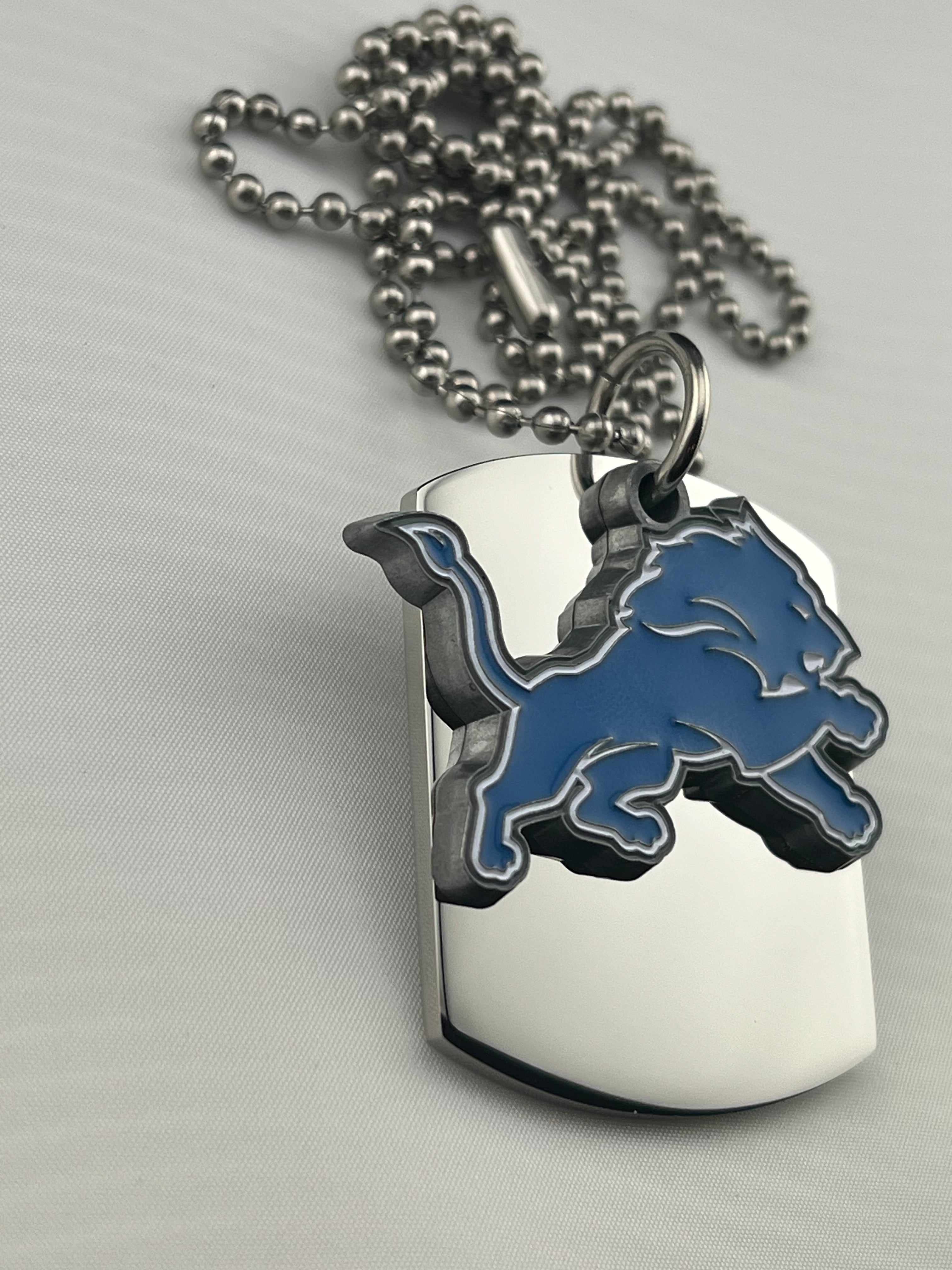 NFL DETROIT LIONS SHAPE X LARGE PENDANT DANGLER ON THICK STAINLESS STEEL DOG TAG