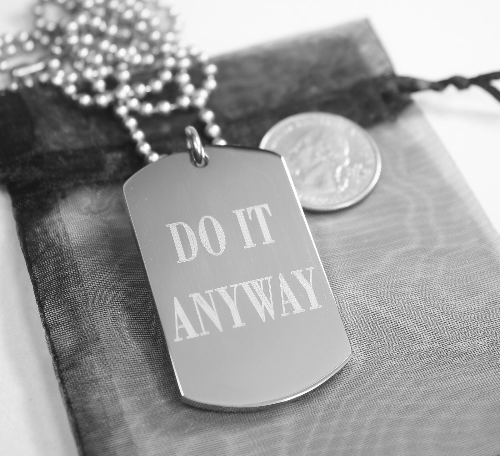 PRAYER NECKLACE MOTHER TERESA DO IT ANYWAY DOG TAG STAINLESS STEEL RELIGIOUS - Samstagsandmore