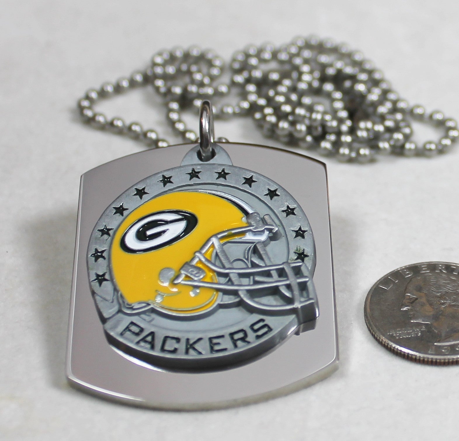 NFL GREEN BAY PACKERS  X LARGE PENDANT/HELMET ON THICK STAINLESS STEEL DOG TAG - Samstagsandmore