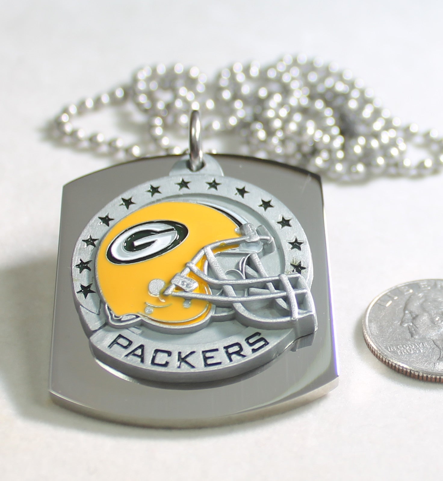 NFL GREEN BAY PACKERS  X LARGE PENDANT/HELMET ON THICK STAINLESS STEEL DOG TAG - Samstagsandmore