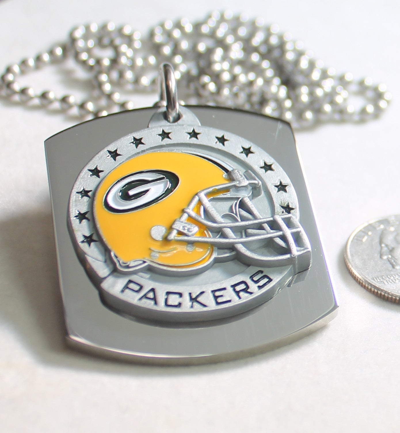 NFL GREEN BAY PACKERS  X LARGE PENDANT/HELMET ON THICK STAINLESS STEEL DOG TAG - Samstagsandmore