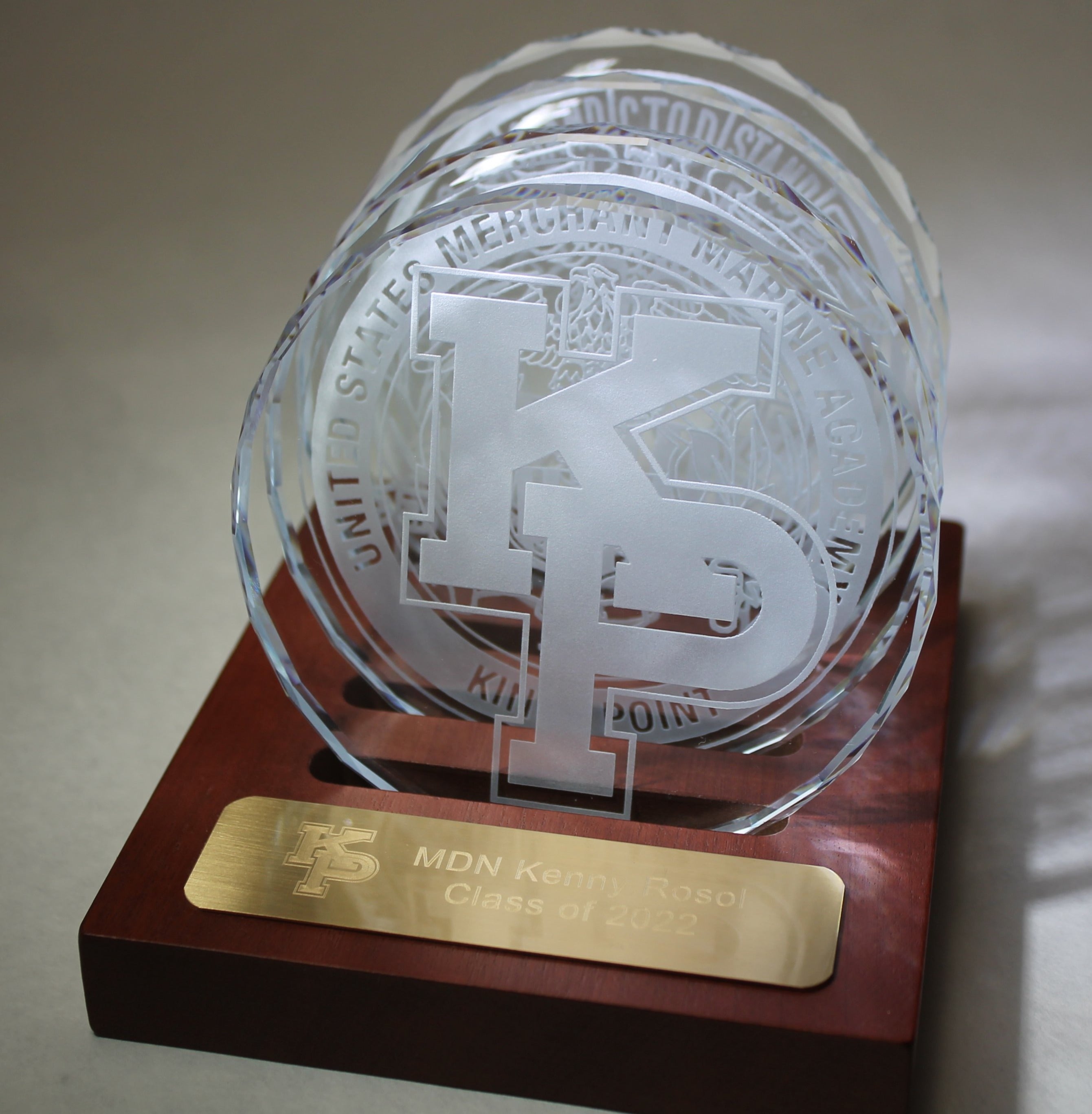 Custom K9 Faceted Edge Sand Carved Crystal Coasters in Wood Base with Brass Plate - ONE design - Samstagsandmore