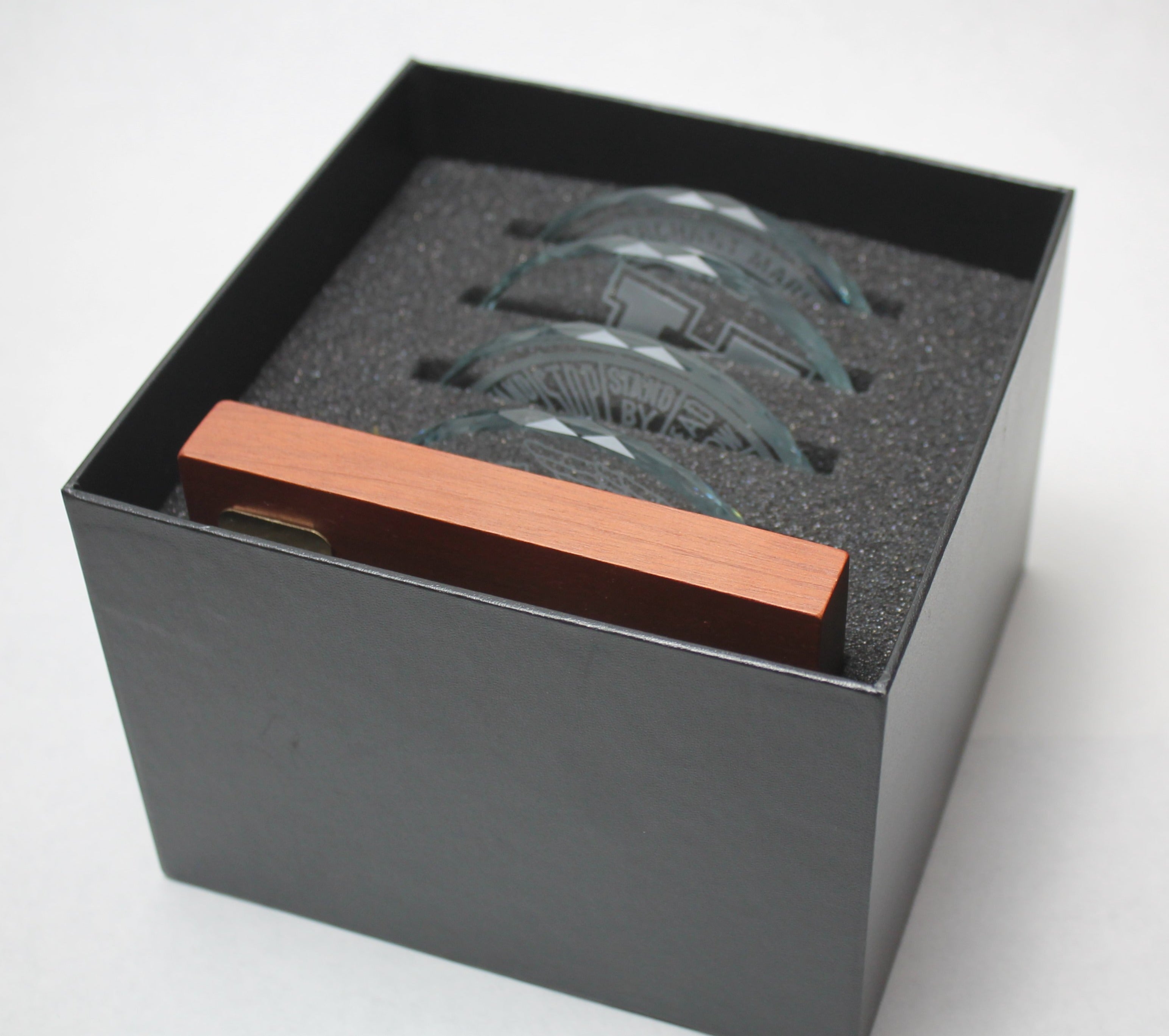 Custom K9 Faceted Edge Sand Carved Crystal Coasters in Wood Base with Brass Plate - ONE design - Samstagsandmore