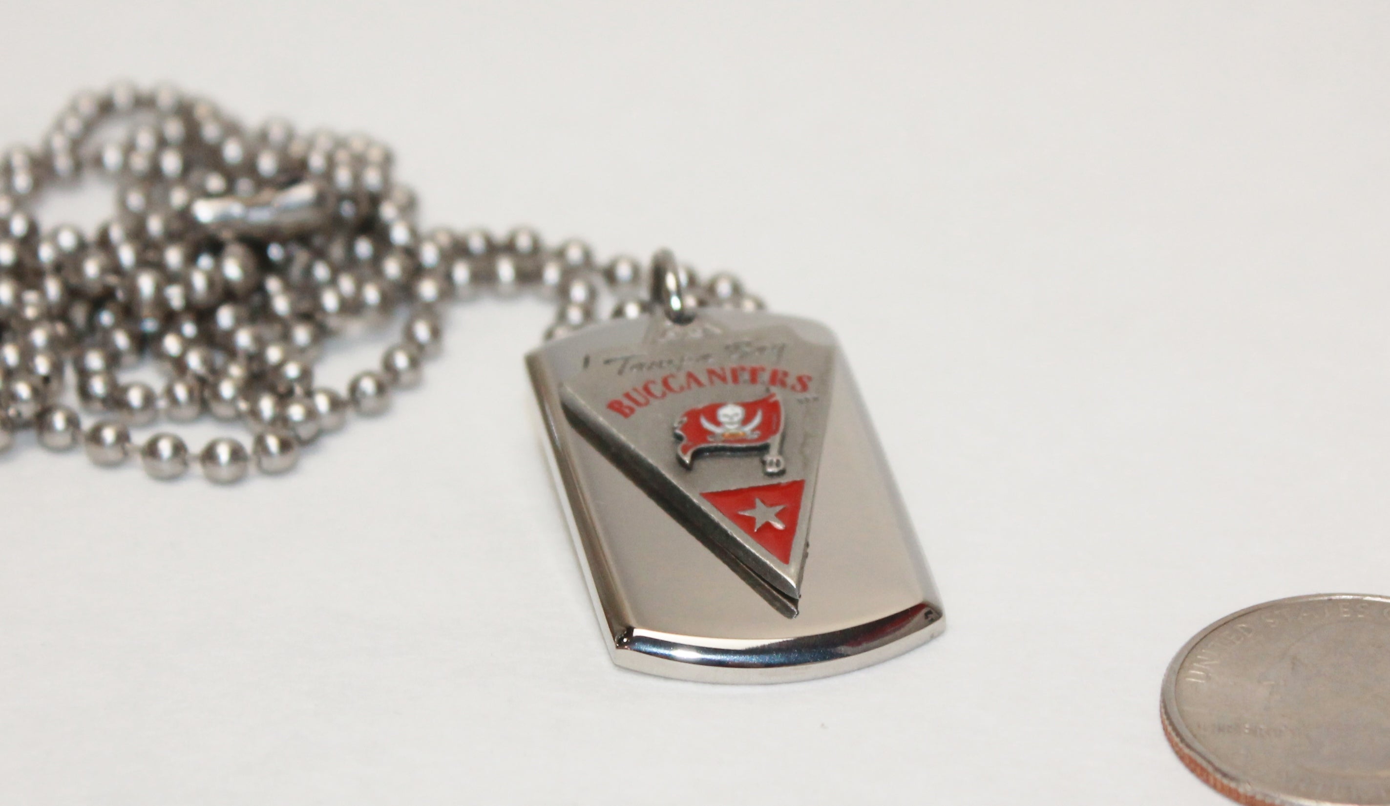 Tampa Bay Buccaneers Bucs NFL  STAINLESS STEEL DOG TAG NECKLACE  3D BALL CHAIN - Samstagsandmore