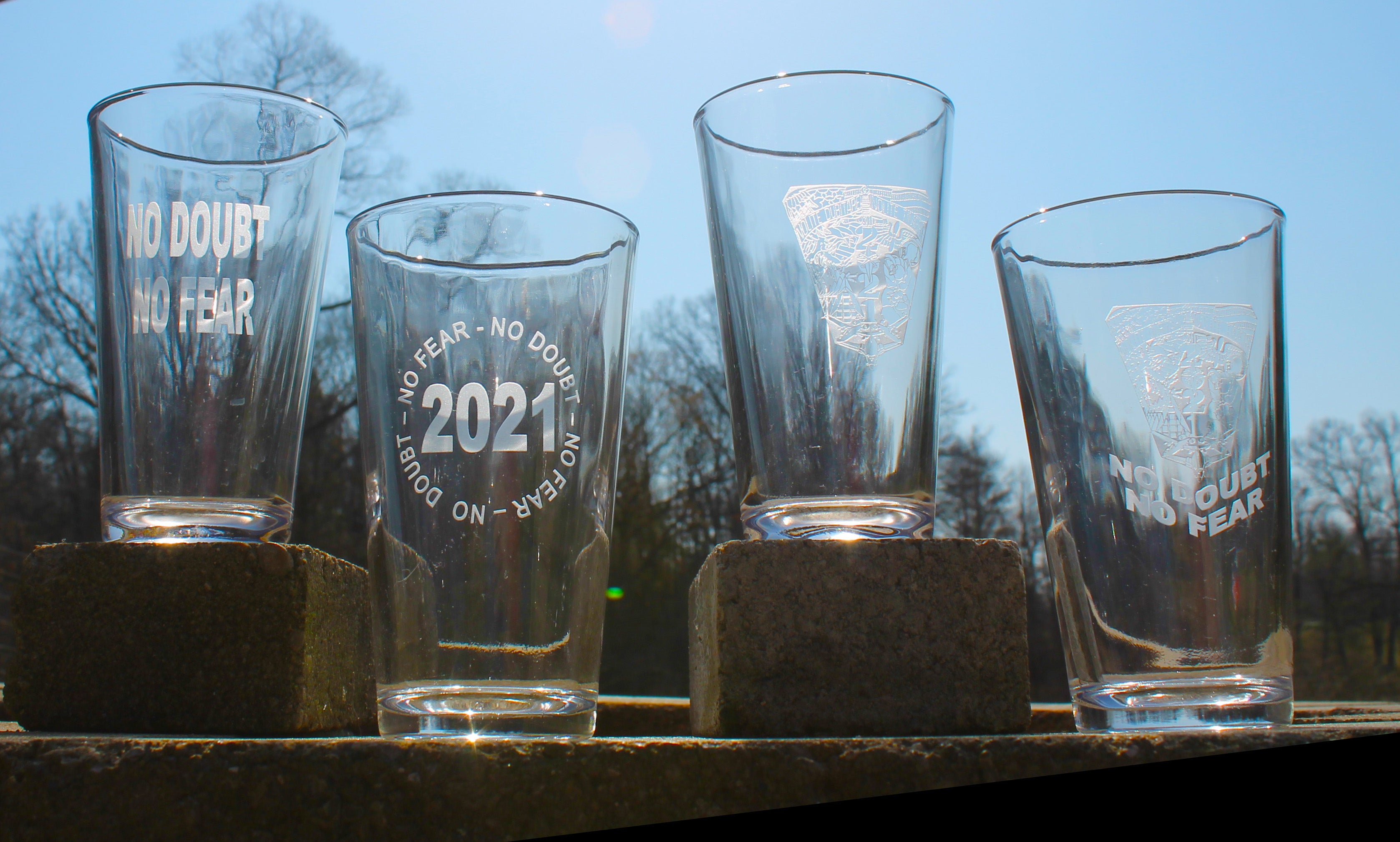 USAFA US Air Force Academy- Set of 4 - 16oz Pint Drink Glasses Custom Sand Carved - Samstagsandmore