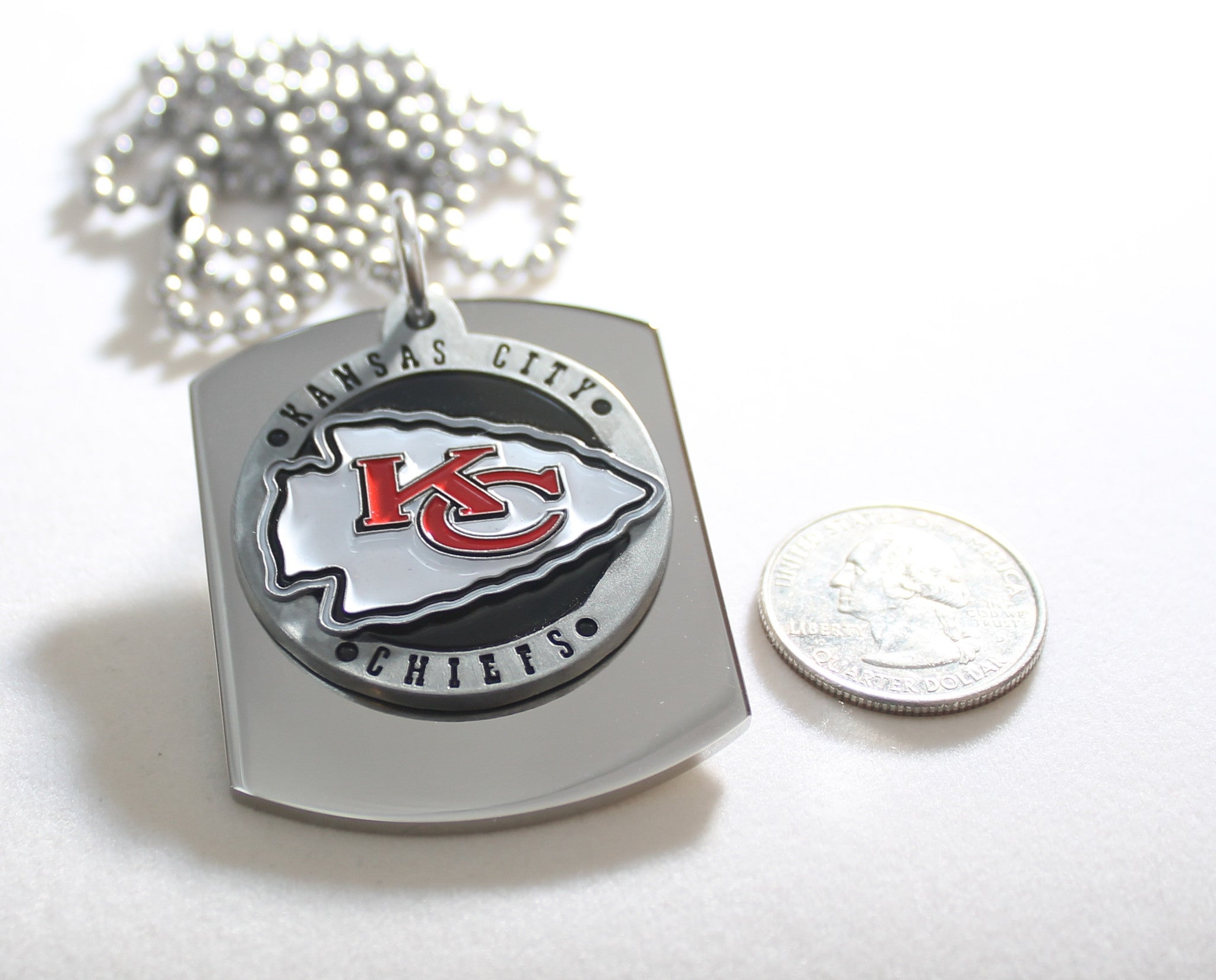 KANSAS CITY CHIEFS NFL X LARGE PENDANT ON THICK STAINLESS STEEL DOG TAG - Samstagsandmore