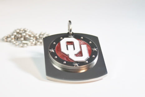 OKLAHOMA UNIVERSITY SOONERS PENDANT X LARGE  DOG TAG STAINLESS STEEL NECKLACE LOGO - Samstagsandmore