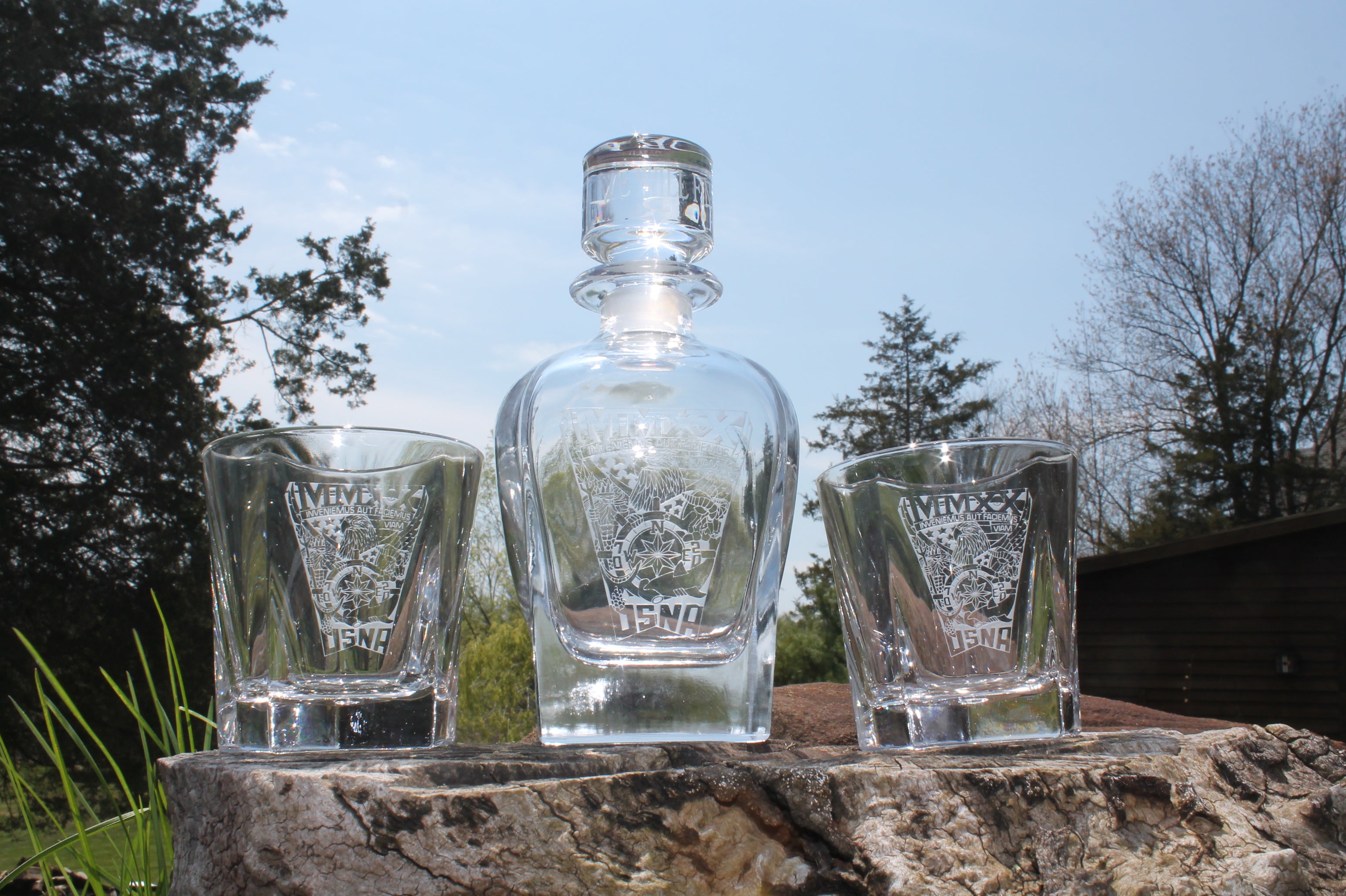 Crystal Rounded Whiskey Liquor Decanter and 2 Rocks Glass SET Custom Engraved USNA USMMA USAFA graduation commencement - Samstagsandmore