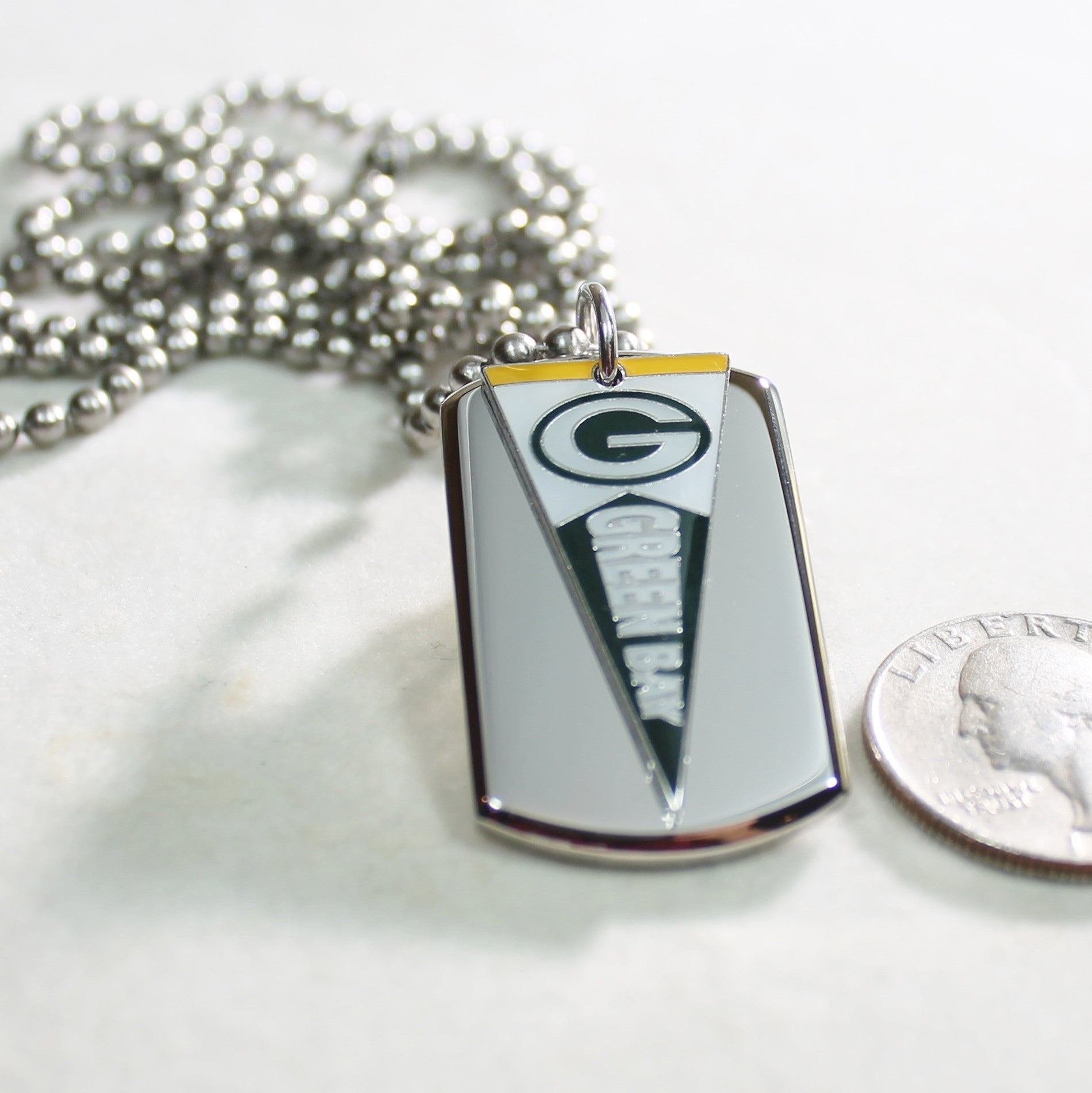 GREEN BAY PACKRS NFL PENNANT STAINLESS STEEL DOG TAG NECKLACE  3D BALL CHAIN - Samstagsandmore