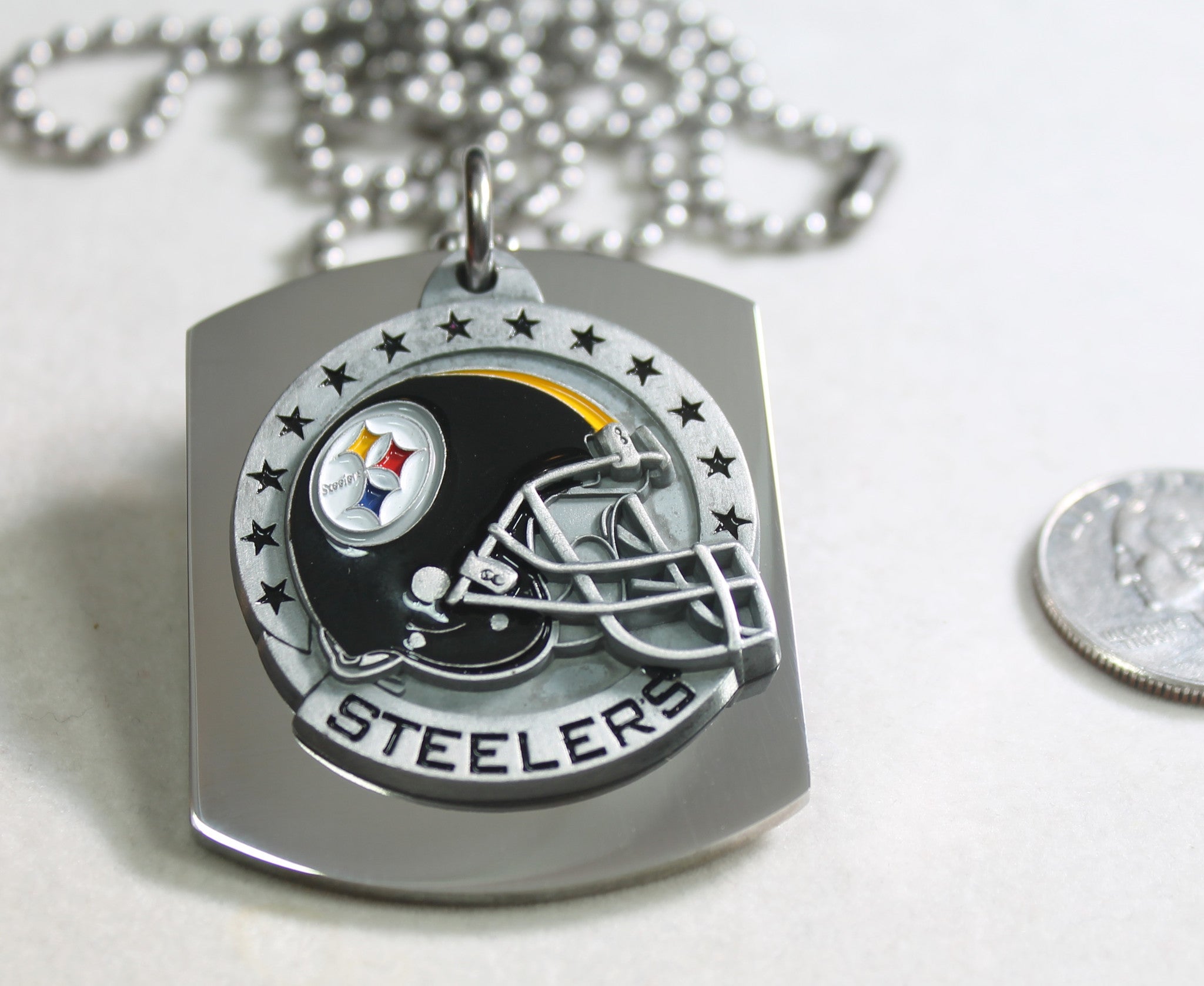 PITTSBURGH STEELERS NFL X LARGE PENDANT HELMET ON THICK STAINLESS STEEL DOG TAG - Samstagsandmore