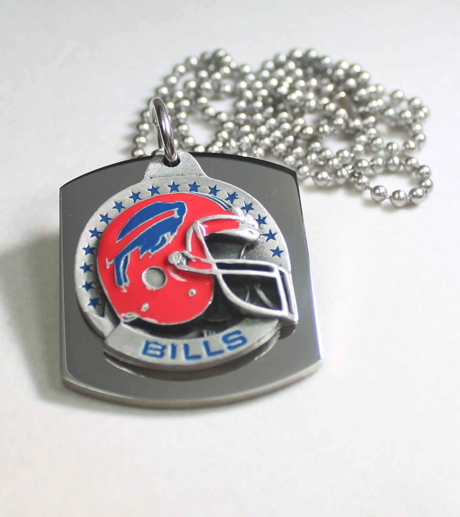 NFL BUFFALO BILLS  X LARGE PENDANT/HELMET ON THICK STAINLESS STEEL DOG TAG - Samstagsandmore