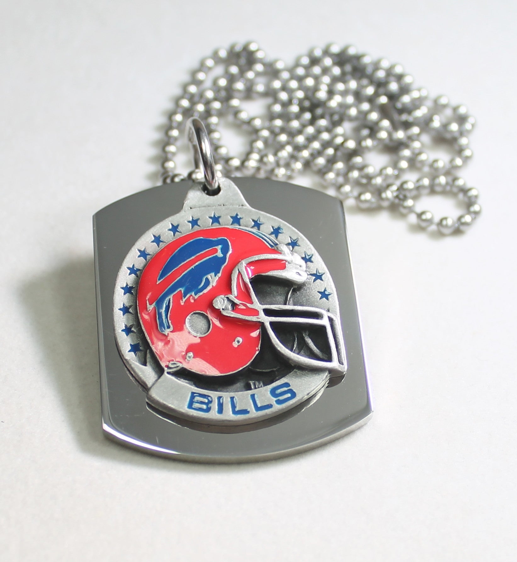 NFL BUFFALO BILLS  X LARGE PENDANT/HELMET ON THICK STAINLESS STEEL DOG TAG - Samstagsandmore