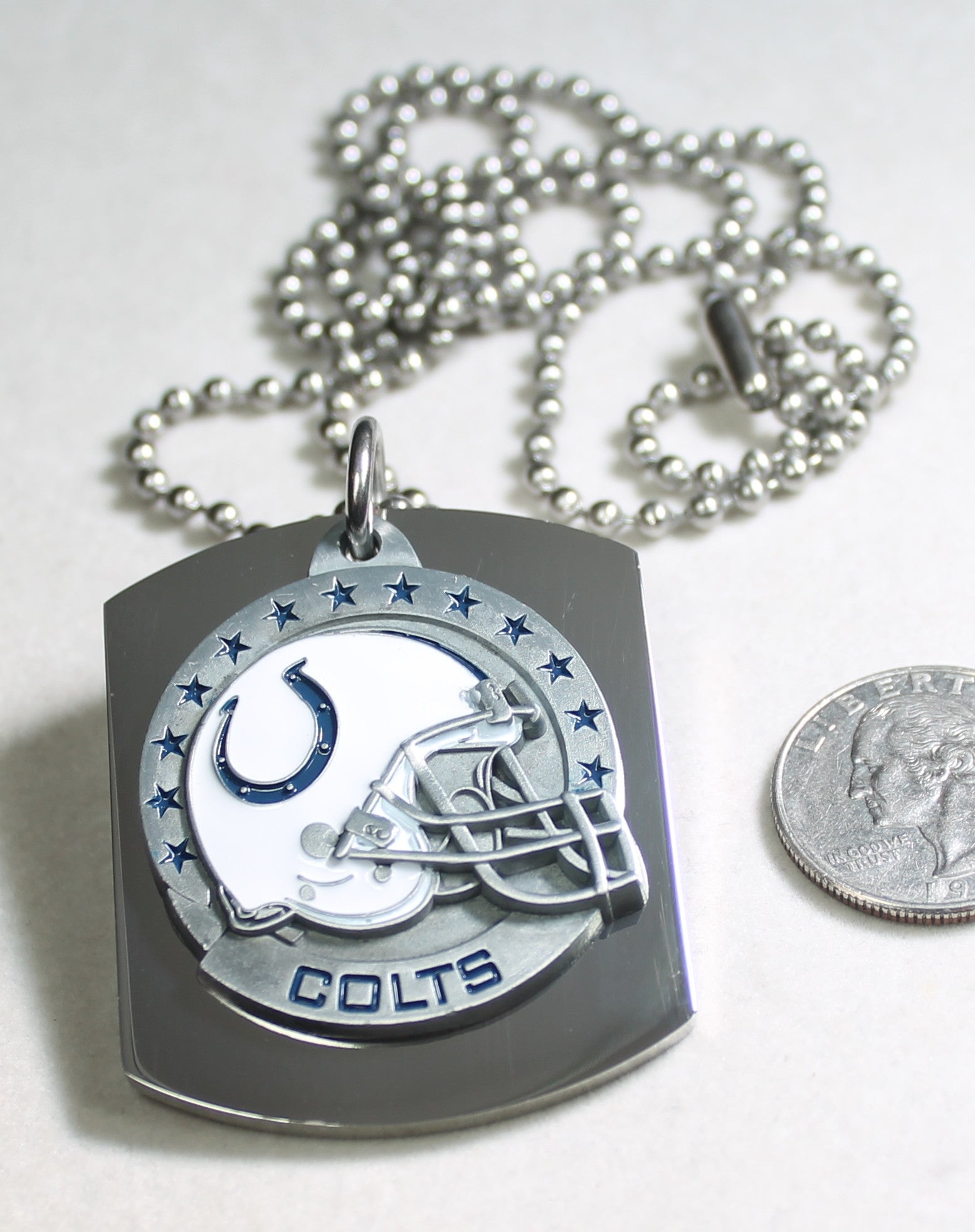 NFL INDIANAPOLIS COLTS  X LARGE PENDANT/HELMET ON THICK STAINLESS STEEL DOG TAG - Samstagsandmore